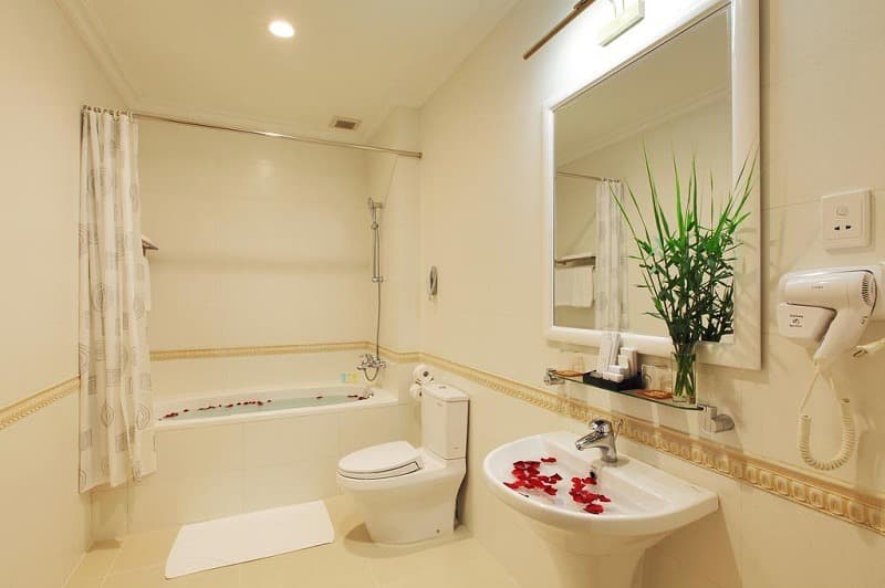 Phòng Deluxe hướng phố