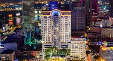 Khách sạn Caravelle Saigon