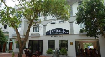 Khách Sạn Le Pont