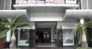 Khách sạn Phượng Trân
