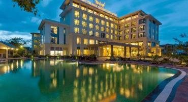 Khách sạn Mường Thanh Holiday Quảng Bình