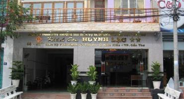 Khách Sạn Huỳnh Lạc