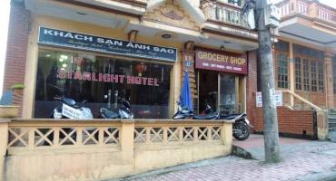 Khách sạn Ánh Sao