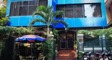 Khách Sạn Lakeside Linh Đàm